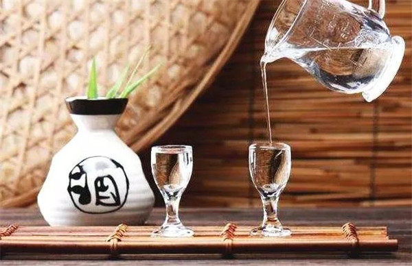 中秋酒禮丨月已滿，杯莫空，佳節(jié)有酒萬事足！509.jpg